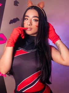 Meoww 😊 de ValenWill  5 Imagens