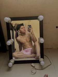 Helleron Public 圖片