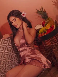 Bella_Clark2 Tropicoqueta🌸🌷🍒🍉 Pic