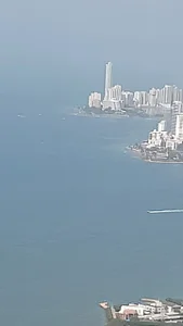 Food, travel, and unique moments od Alaia_Blosson  4 snímek