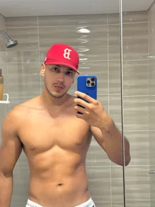 Maximo_Dominic Maximo 😏 Foto 3