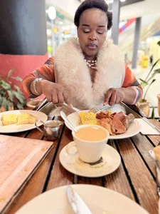 CynnxxxBarb Public Pic 5