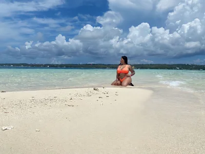 Skarlethvilla1 beach! Pic 8