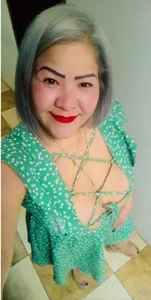 Dalessa_Bigtits Public Foto