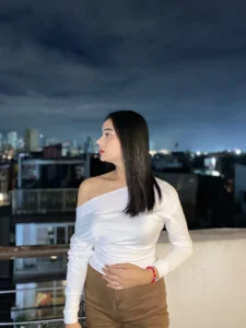 camillejosonのCamsの 2枚の写真