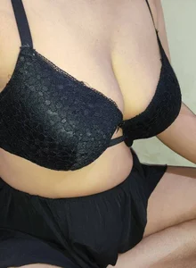 Rubyrosemumbai Public Kuva