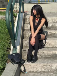 Mimi_Darling_ Let me show you the world Immagine  5