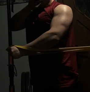 GymGuy0505 🤭❤️ টি ছবি