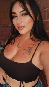 Public od naomibraunx  4 snímek