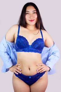 Nanni_tay Blue Pic 3
