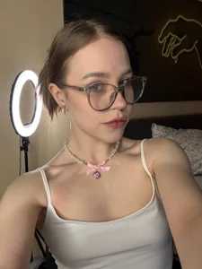 what are you thinking? de MaliaBourraine  4 photos