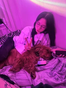 DeliaLoma just cozy bed time Pic