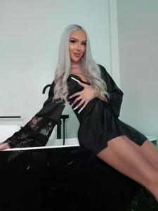 babykrisのMore of meの 8枚の写真