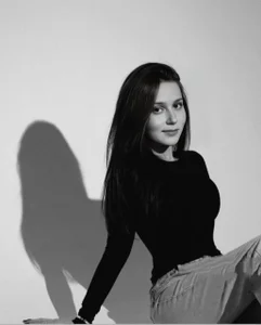 Alis_Roxy Public Foto