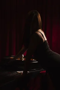 Mary_Miiller Shall we play? Pic 4