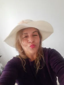 Abby-Blonde Original , natural y Hot Pic 7