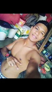 Eu 😶‍🌫️ de Kel_BR7  4 Imagens