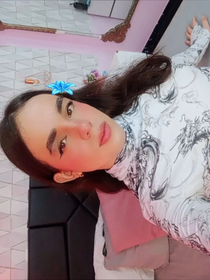 Foto em tendência de JustinePerry 2292