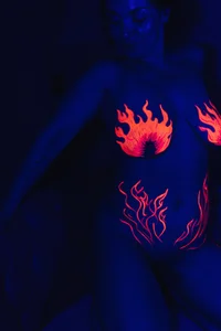 EveLibston neon burn صورة واحدة|EveLibston neon burn صورتان|EveLibston neon burn  4 صور|EveLibston neon burn  4 صورة