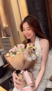 F888f謝謝某人哥の花(⁎⁍̴̛ᴗ⁍̴̛⁎)图片