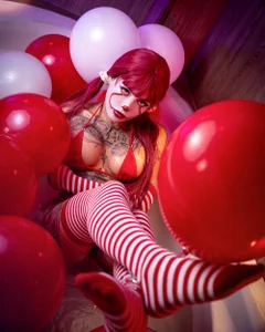 Scarlett_collins02 Terrifying clown รูป  9