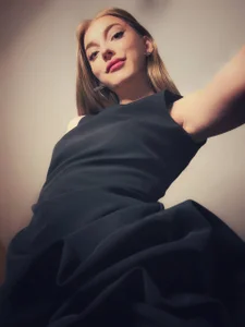 callme_eva's XXX Nude Photo 2