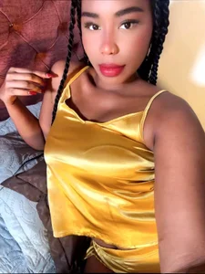 AlejandraDunn1 🧡 Pic