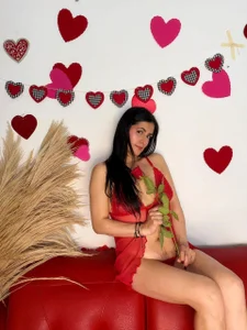 Zdjęcia Isa_Emm ❤️‍🔥 Red Hot Temptation:  6