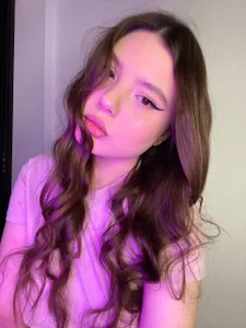 lilkisslina My curls 🥰💋 Pic 2