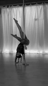 Victoria-swan Poldance รูป  8