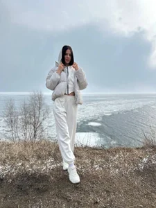 LilyMonson Public Kuva 2