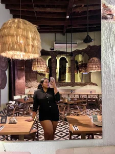 SOPHI_MORGANN My Outings টি ছবি