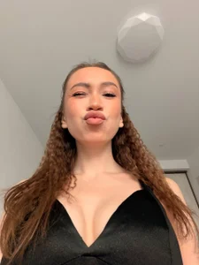 ClarettaLovett Its sweet me Poză 5