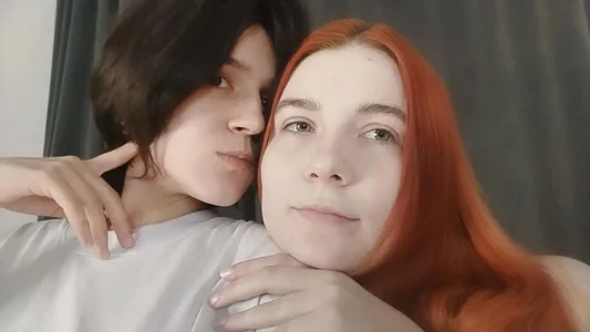 LenoreOlevera Awwwww lovely couple Pic 3