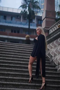 MissJessX Just walking Gambar 5