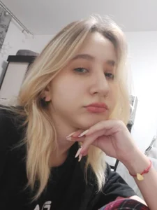 Me de ChristyW3b  2 Imagens