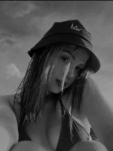 Quiet_Kathy1 sexy Kathy sunbathing on beach Pic 5