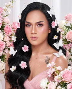 PlayfullBella Eyes on me ! Gambar 2