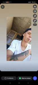 Public de ElCharsmin  5 Imagens