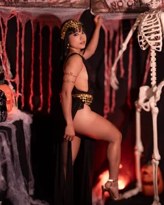 littlee_Sophi_ Halloween 🎃 2026 Pic 6