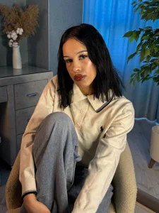 FinedBeIIy: Public ( 4 фото)