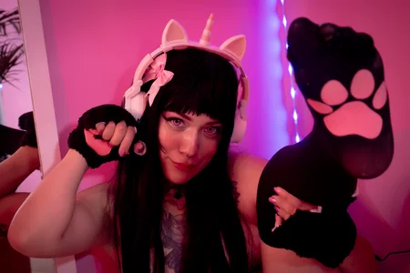 Zdjęcia AuroraChannn Purr… Naughty Kitty 🐾💗:  8