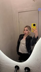 Public od Eva_Mitchell  7 snímek