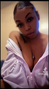 CaramelDezire Tease Pic