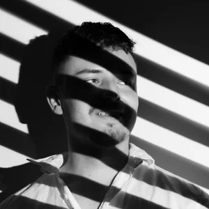 james_connor2 Black or white another way to see the world Pic