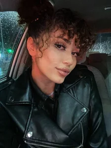 ChloeJoyce's ME Sex Photo 7