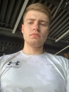 MaxhornyblondiemanのMeの枚の写真