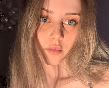 Lilith_The_Angel Public  4 снимка