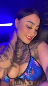 CloeeBeckam stich Pic 4