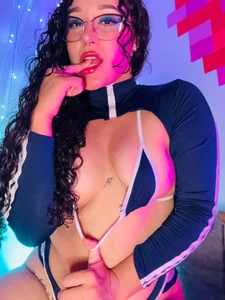 chunn_liioo Happy Valentine's Day Pic 3